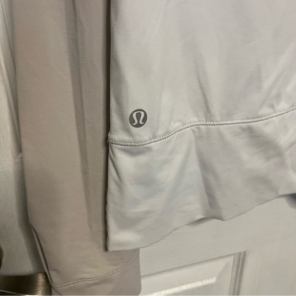 Lululemon White/Dune Warm up Crew - Picture 3 of 4